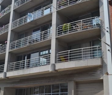 Ruim één slaapkamer appartement met zuidgericht terras te Oostduinkerke - Photo 1