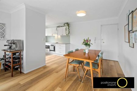 Spotless 2-Bedroom – Prime Lifestyle Location - Photo 4