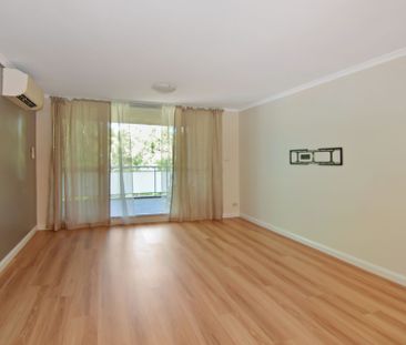 Gosford - Photo 4