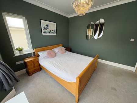 Room in a Shared House, Hulse Road, BS4 - Photo 5
