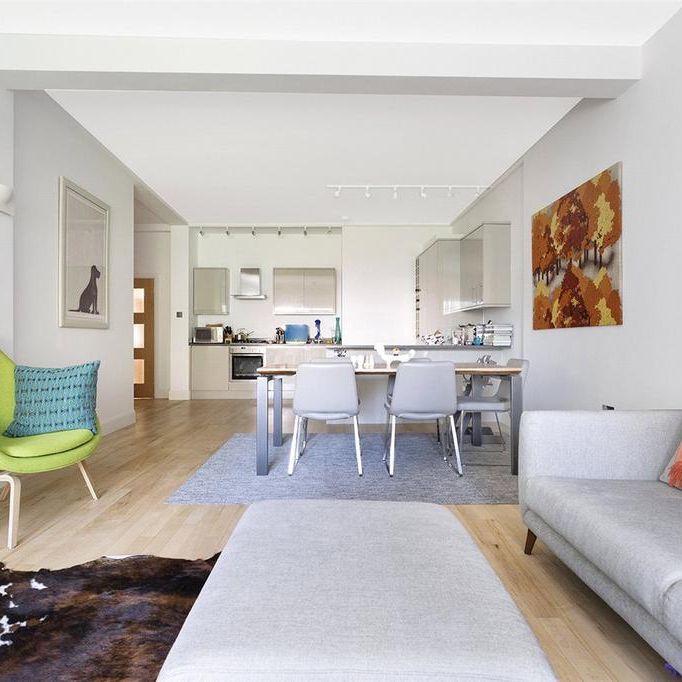 3 bedroom apartment to rent - Photo 1