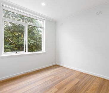 Thinking of selling? Contact our agent - Photo 1