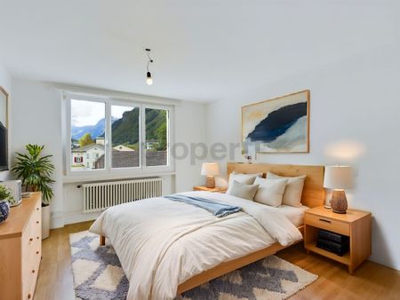 Sonnige 2.5-Zimmer-Wohnung mit Idylle in Luchsingen - Photo 4