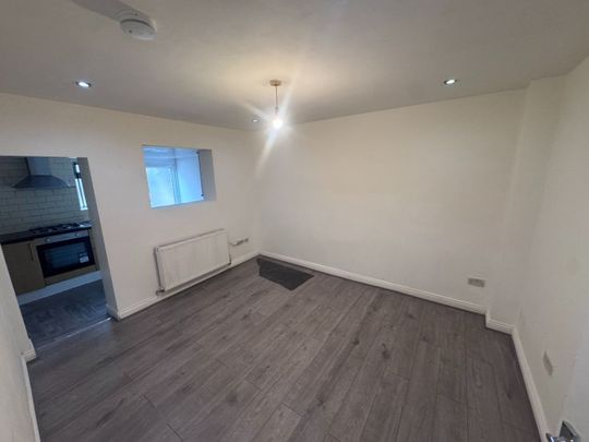 9 West View Terrace, PRESTON PR1 8UA - Photo 1