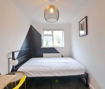 Homeleaze Road, Southmead - Photo 2