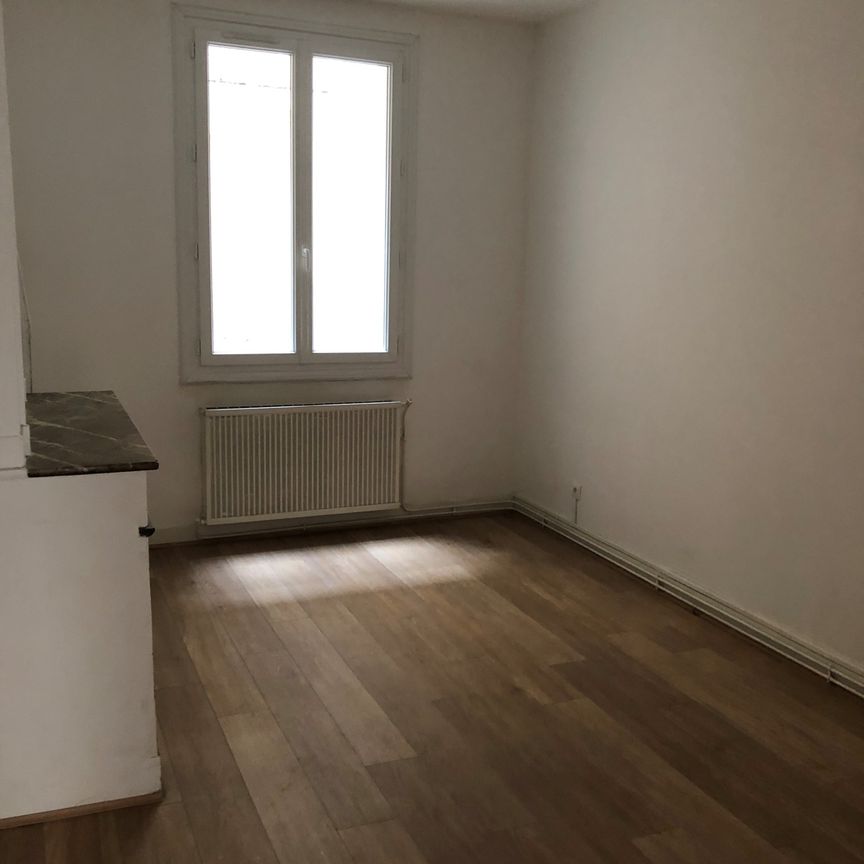 Location Appartement 2 pièces 51m² BORDEAUX 33000 - Photo 1