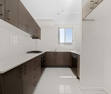 1 Bedroom Unit With Oversized Balcony - Photo 4