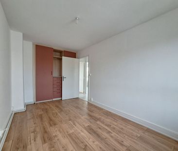 Location Appartement 4 pièces 60m² - Photo 6