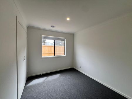 14 Modular St, Charlemont VIC 3217 - House For Rent | Domain - Photo 3