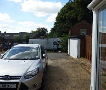 5 bedroom terraced house to rent - Photo 6