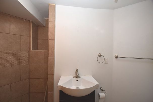 For Lease - 15 Carle Crescent Unit# bsmt, Ajax, Ontario - Photo 1