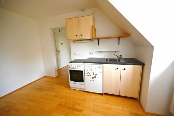 Kompakt & gemütlich – Mietwohnung mit neuer Küche und Parkplatz am Bindermichl - Photo 1