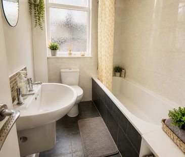 Room in a Shared House, Simpson Grove, LS12 - Photo 2