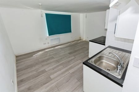 St. Matthews Road, Smethwick - Photo 5