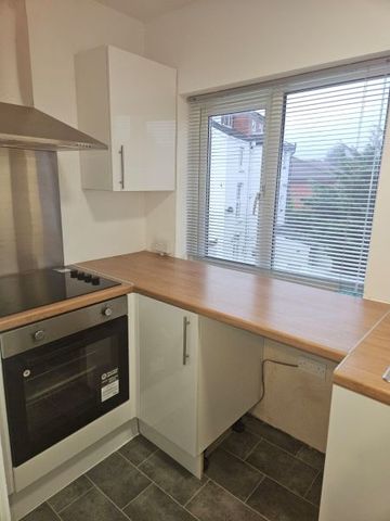 Aigburth Vale, Liverpool - Photo 2