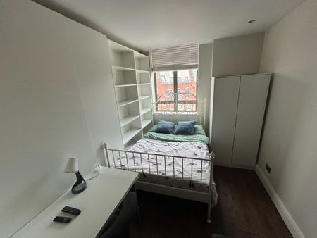 Room in a Shared Flat, City Road, EC1V - Photo 3