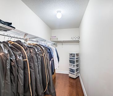 For Lease - 1 Orangeblossom Trail, Brampton, Ontario - Photo 5