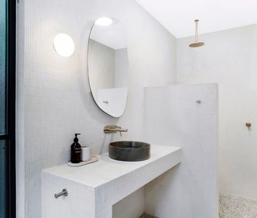 Contemporary Coastal Charm. - Photo 4