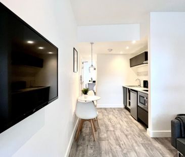 1 bedroom flat to rent - Photo 2