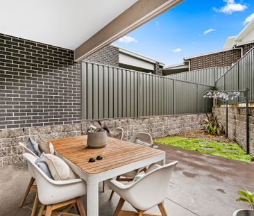 Three Bedroom Home 6 month lease only - Photo 1