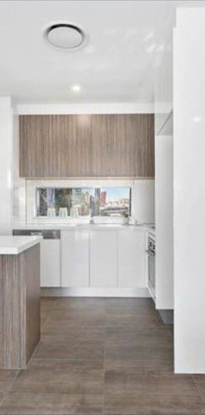 Bowen Hills - Photo 1