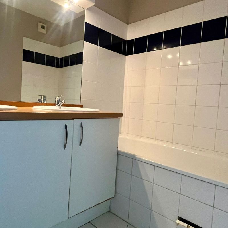 À louer T3 d'environ 60 m2 avec terrasse Résidence sécur - Photo 1