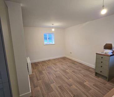 1 bed Semi-detached bungalow in Home Farm , Culford, Bury St. Edmun... - Photo 3