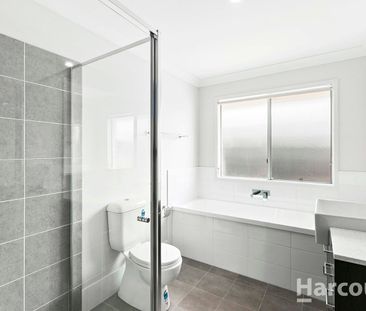 21 Sapphire Avenue, Kawungan, Qld 4655 - Photo 2