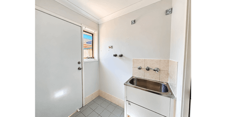 Comfort, Convenience & Space - Your New Home Awaits! - Photo 5
