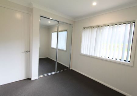 4 Daintrees St, Campbelltown NSW 2560 - Photo 2