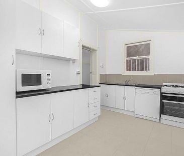 Bondi Beach - Photo 5