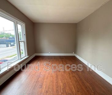 $1,749 / 3 br / 1 ba / 82 1/2 Grey st - Photo 1