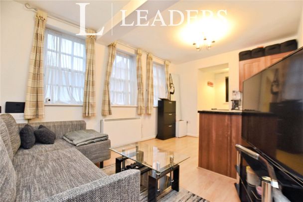 1 bedroom maisonette to rent Granary Court, Bell Street, Sawbridgeworth, CM21 - Photo 1