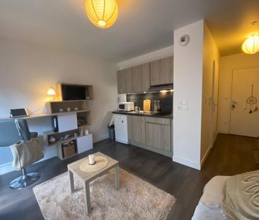 Location Appartement 1 pièce 20m² MONT ST AIGNAN 76130 - Photo 1