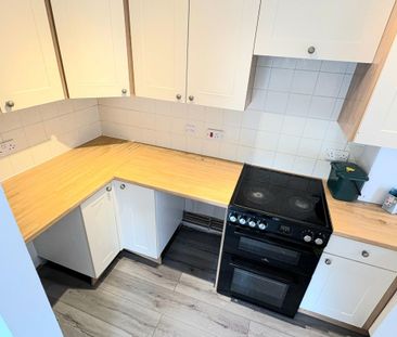 Grove Road - Photo 5