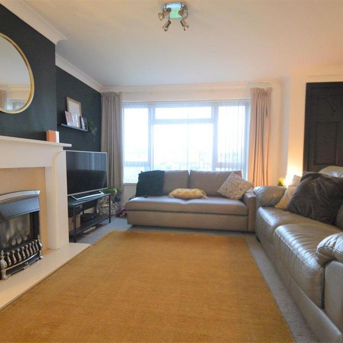 3 bedroom semi-detached house to rent - Photo 1