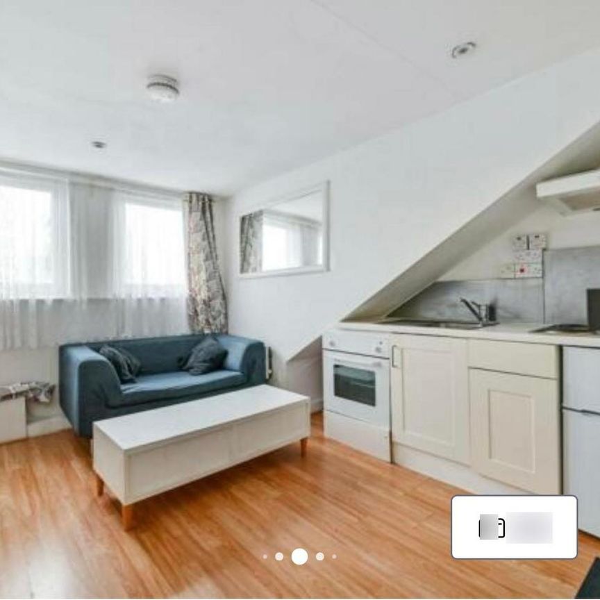 Studio to rent - Photo 1