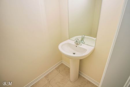 For Lease - 755 Linden Drive Unit# 30, Cambridge, Ontario - Photo 2