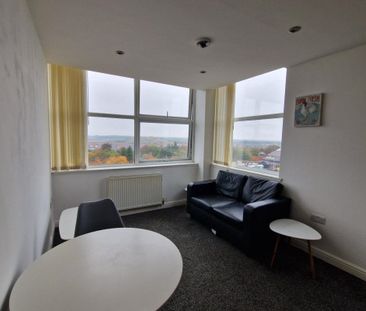 Headlands Road, PONTEFRACT - Photo 2