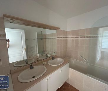 Location Appartement 3 pièces 64m² MIRAMAS 13140 - Photo 2