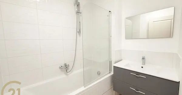 Rue des Croisiers 20, 7500 Tournai, België - Photo 1