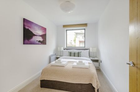 3 bedroom apartment to rent - Photo 5