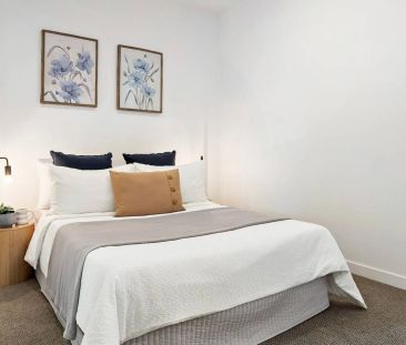 Modern 1-Bedroom Apartment in the Heart of Essendon - Photo 3