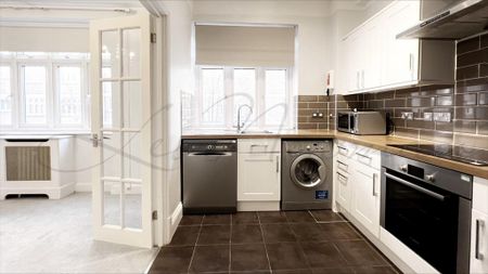 2 bedroom flat to rent - Photo 2