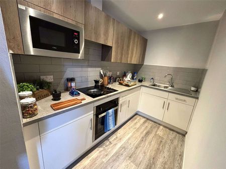 Stunning Fully Furnished One Double Bedroom Apartment at the Uncle Development, located in a prime M1 location. - Photo 4