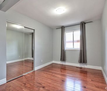 For Lease - 320 Rathburn Road Unit# UPPER, Toronto, Ontario - Photo 4