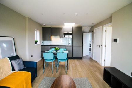 Hayes Crescent, Temple Fortune, NW11 - Photo 3