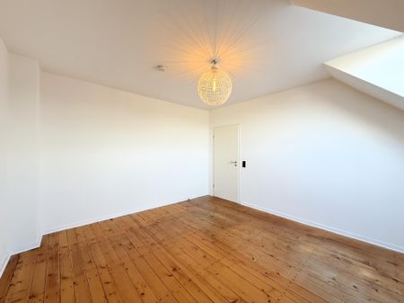 GROßZÜGIGE MASIONETTEWOHNUNG MIT 139 M² IM ZENTRUM ZU MIETEN! - Photo 4