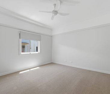 Warm & Inviting - Photo 2