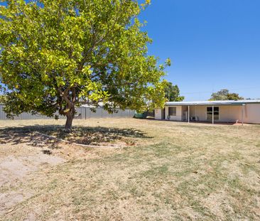 Spacious Family Home in Eaton - Photo 6